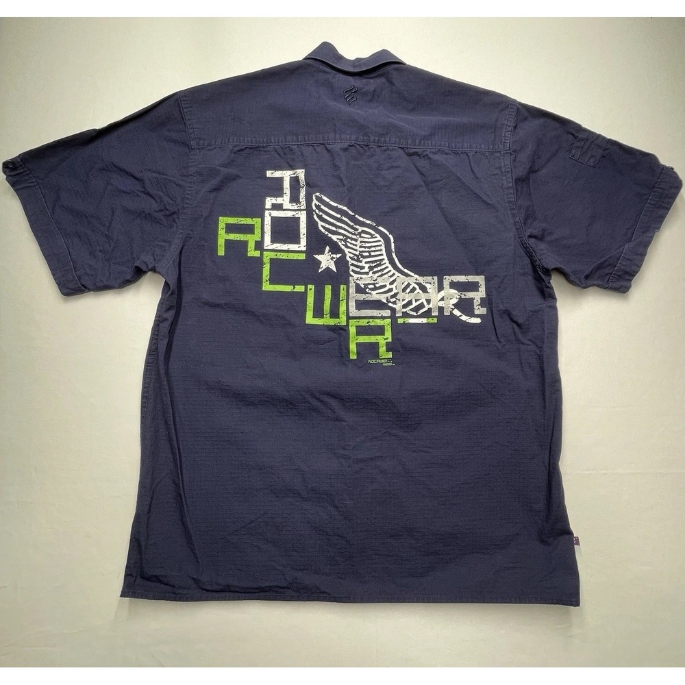 Rocawear Men's Shirt 1X Blue Rip Stop Back Graphic Shoulder Epaulets‎ Flaw